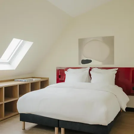 Edgar - Jules Ferry Aparthotel