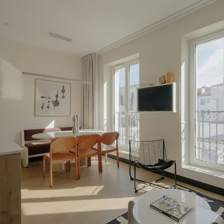 Edgar - Jules Ferry Aparthotel Paris