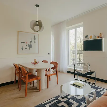 Edgar - Jules Ferry Aparthotel 4*